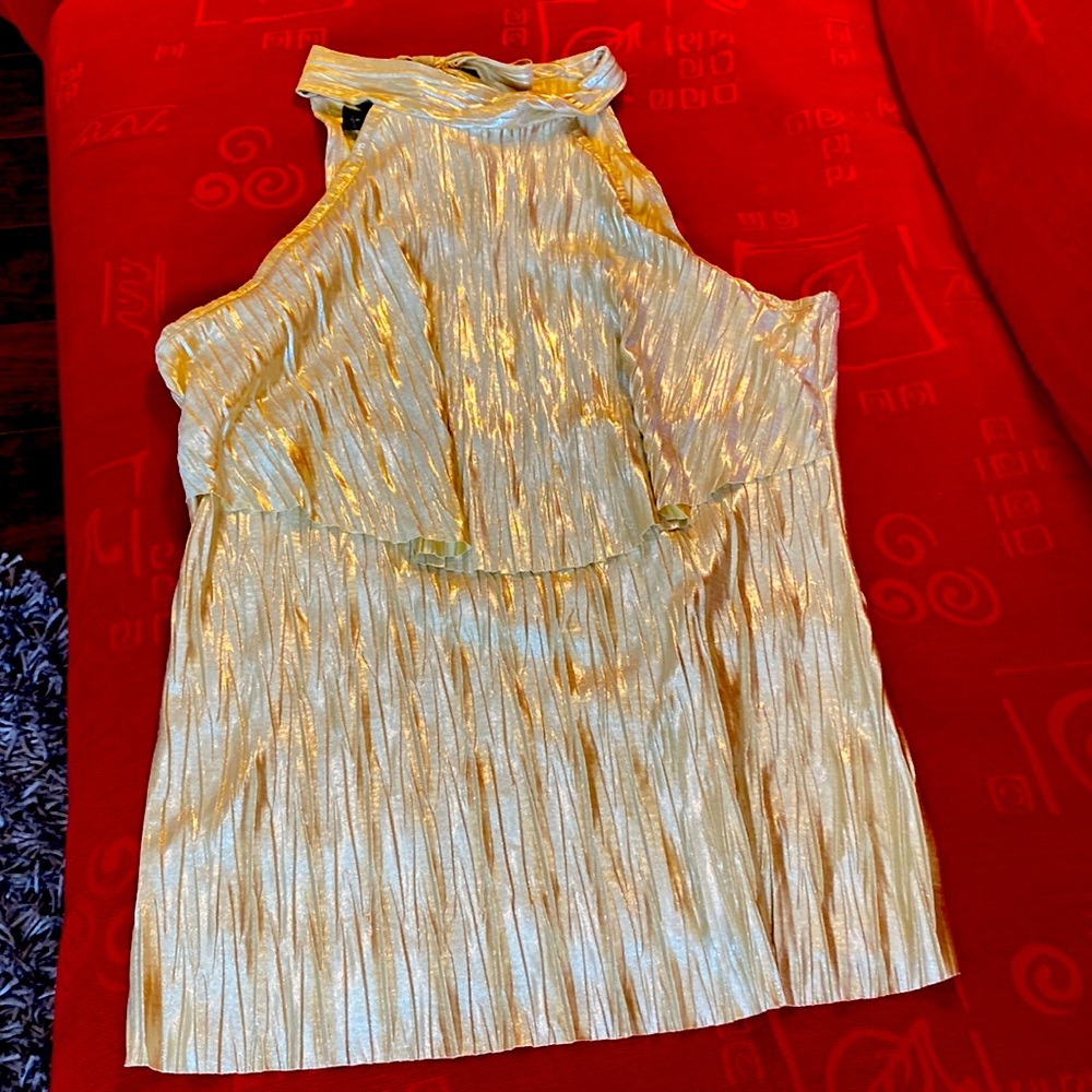 B. Wear party top